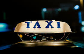 Night Travel Safety: Key Tips for Taxi and Transfer Service Users